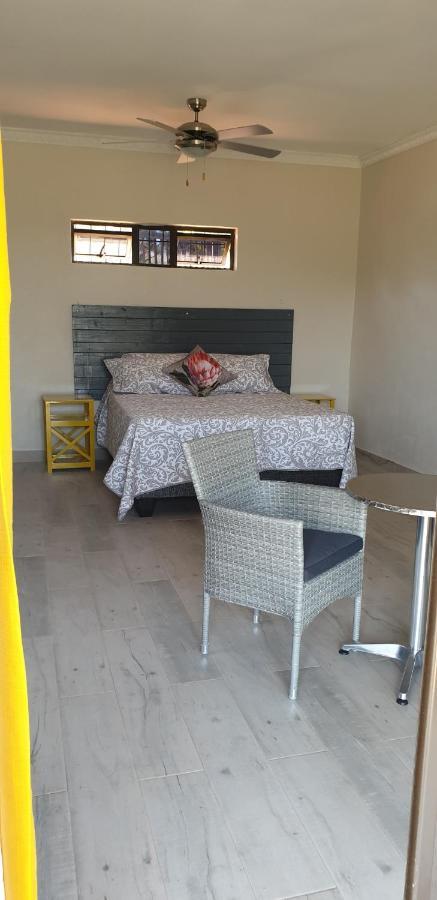 Enkhosi Guest Lodge Nhlangano Ngoại thất bức ảnh